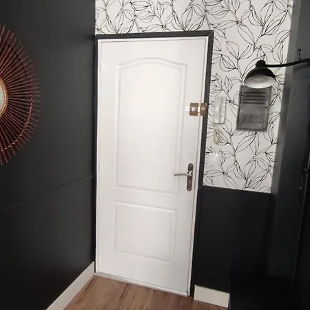 Le Treville Grand Cosy 32m2 דירה