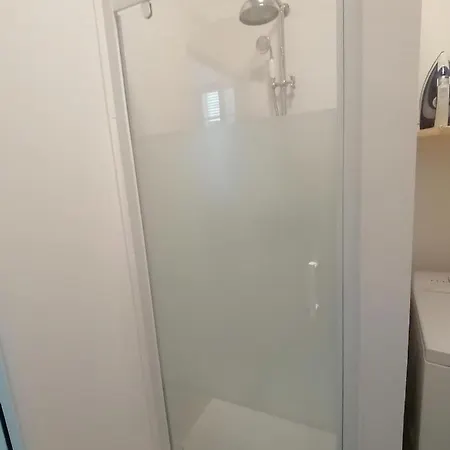 Le Treville Grand Cosy 32m2 דירה רושפור